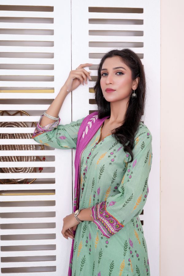 Glamorous Digital Printed Lawn BR-1391