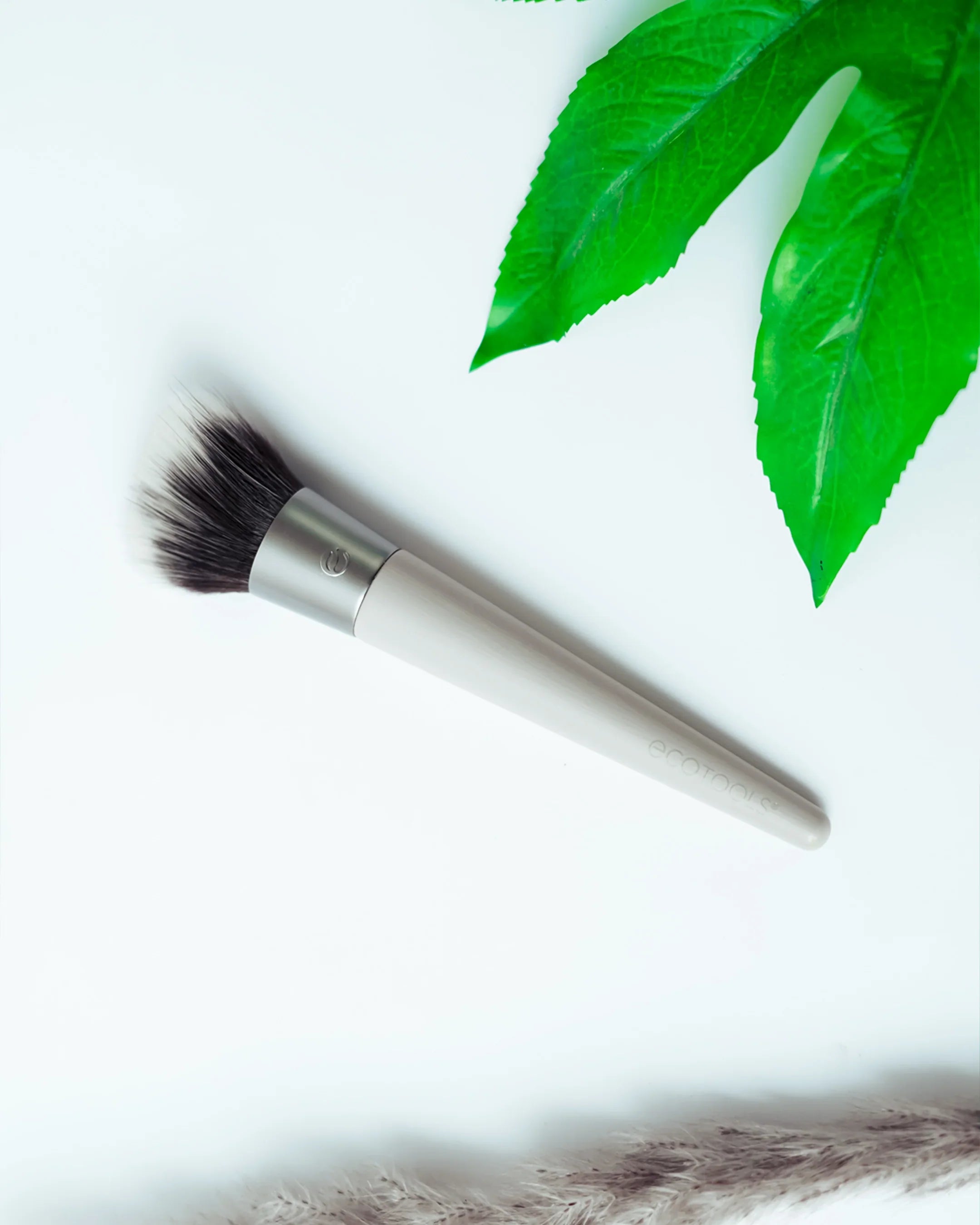 Eco Tools #1305 Blending & Bronzing Brush 1 Brush 0 Reviews